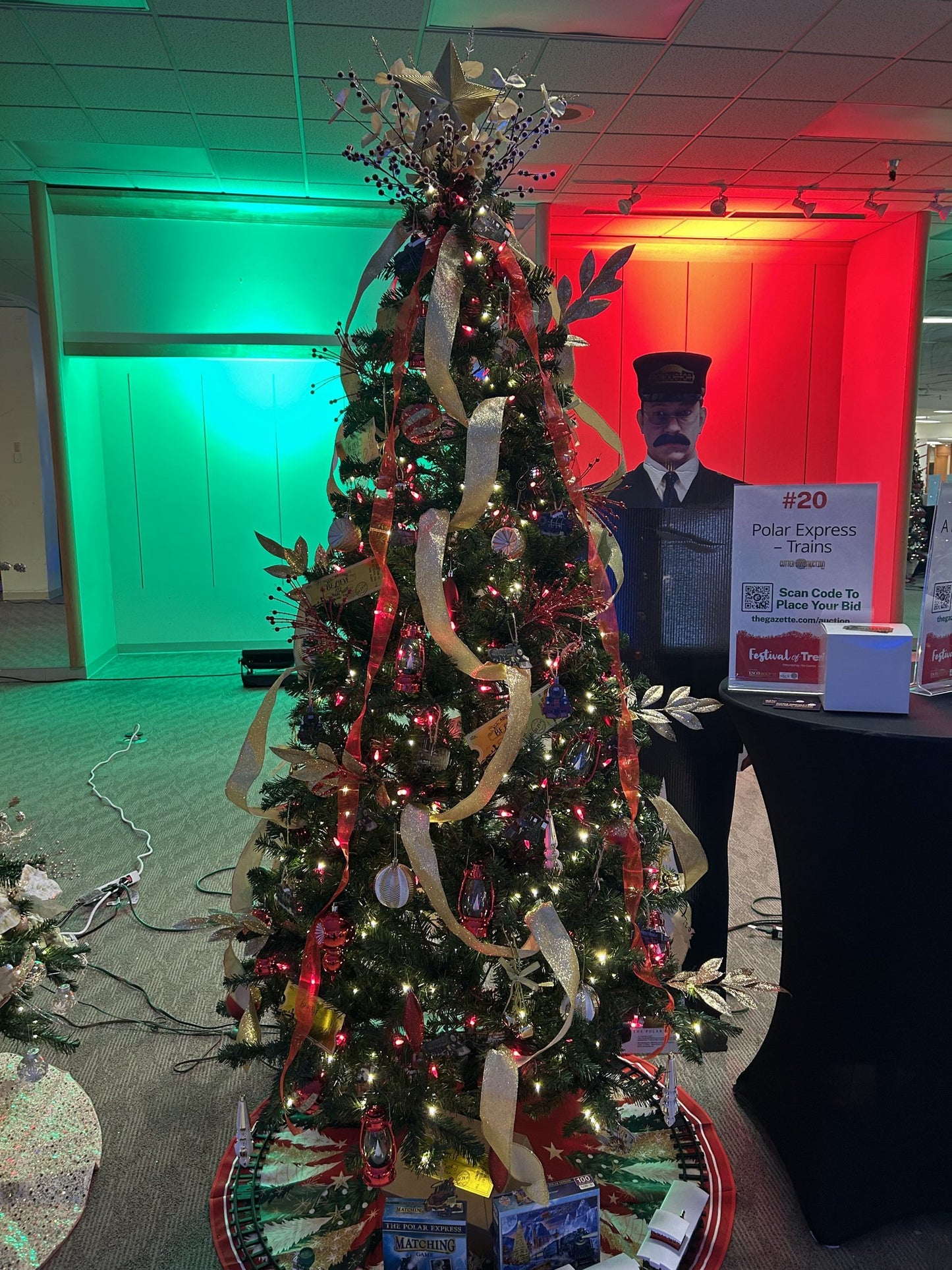 #20: Polar Express – Trains