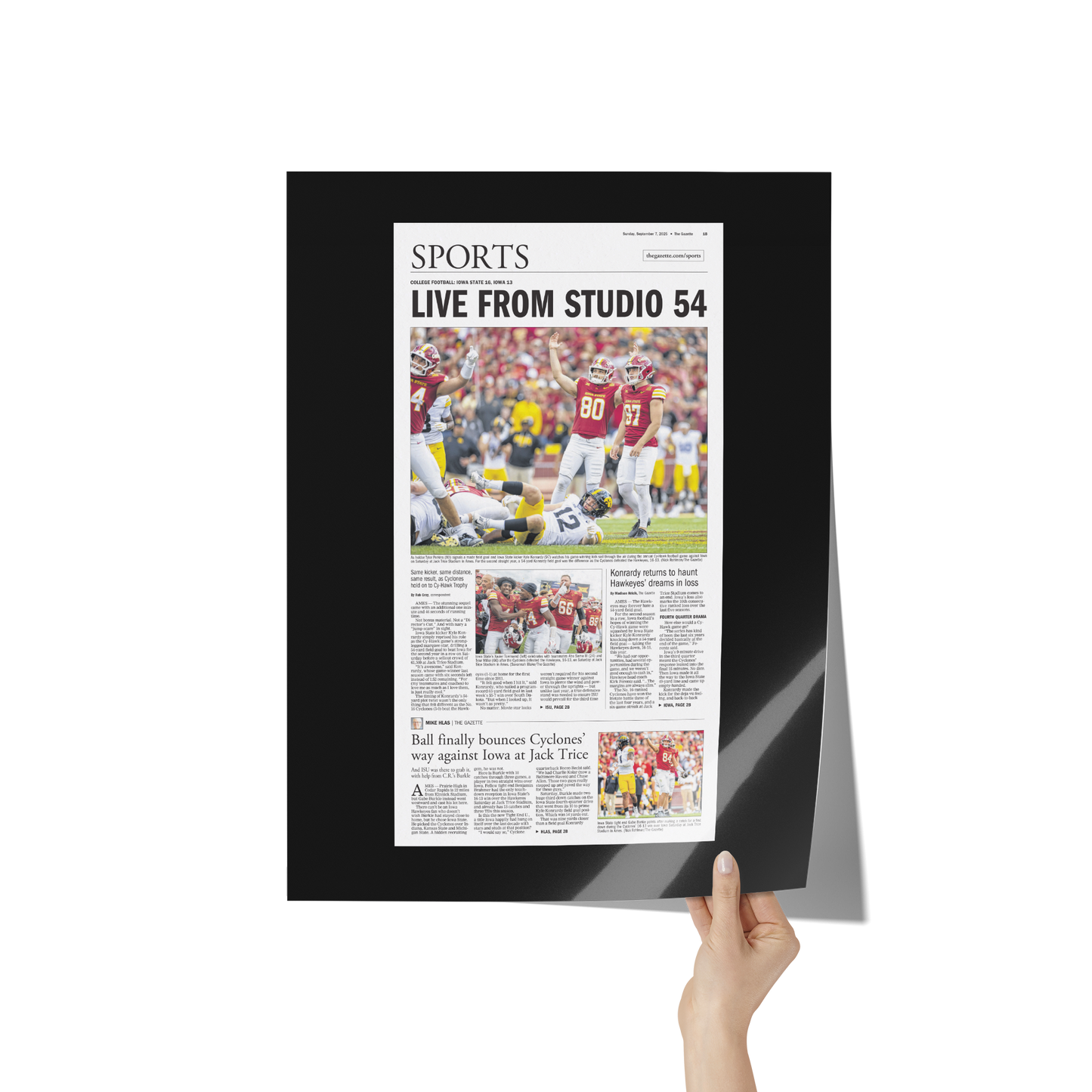 Gazette_Reprint_Poster_ISU_beats_Iowa_2_18x24_Hand_V_Mockup.png
